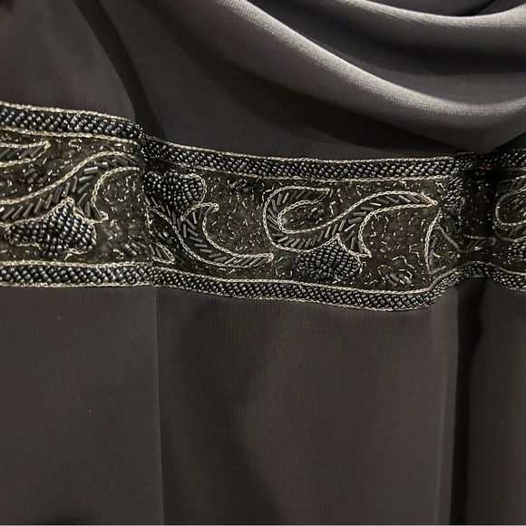 Event gown - Picture 2 of 7